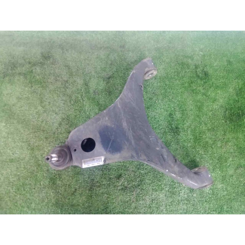 Recambio de brazo suspension inferior delantero izquierdo para iveco daily furgón 2.3 diesel referencia OEM IAM 5801564315  