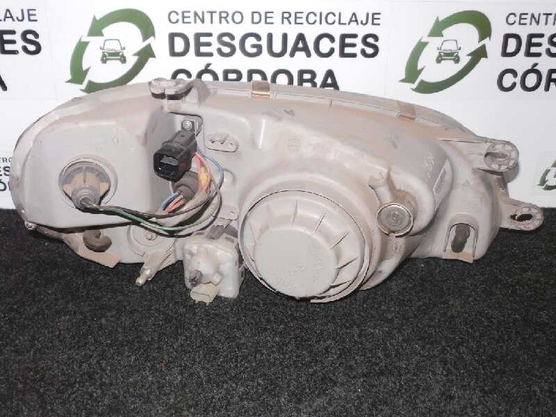 Recambio de faro izquierdo para kia carnival 2.9 turbodiesel cat referencia OEM IAM  99-01 