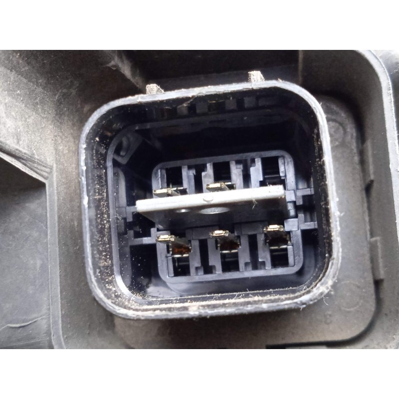 Recambio de faro izquierdo para kia carens 2.0 crdi referencia OEM IAM SINREFERENCIA 02-06 