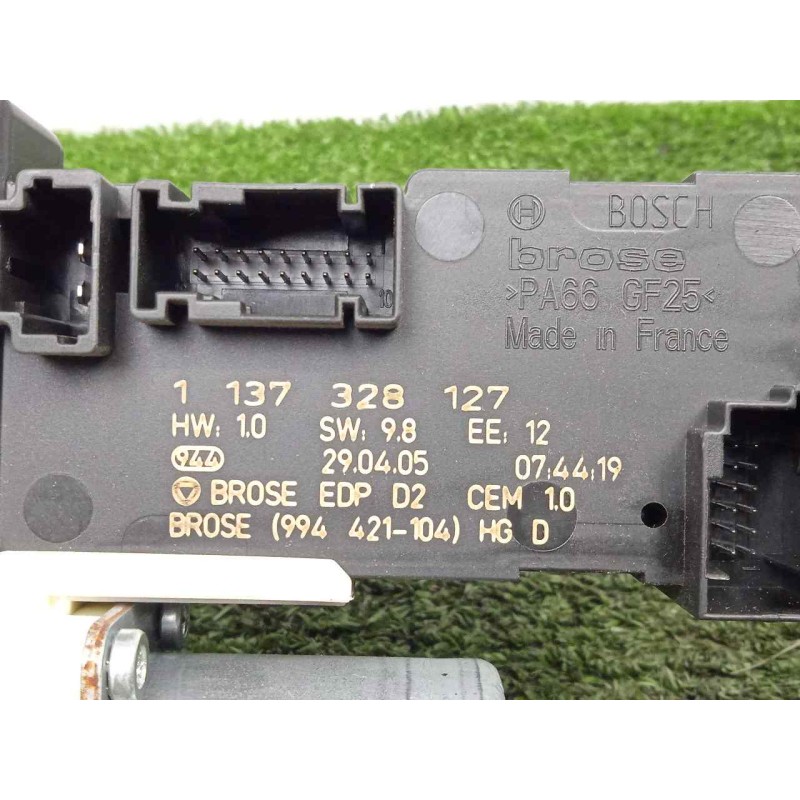 Recambio de motor elevalunas delantero derecho para peugeot 407 1.6 hdi referencia OEM IAM 1137328127-994421104  