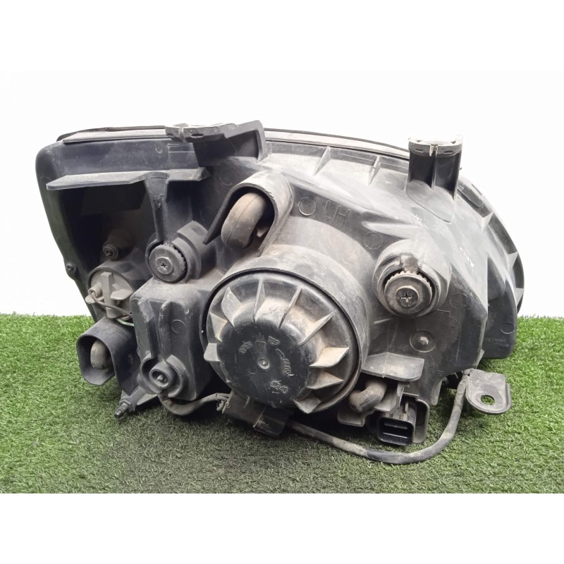 Recambio de faro izquierdo para kia carens 2.0 crdi referencia OEM IAM SINREFERENCIA 02-06 