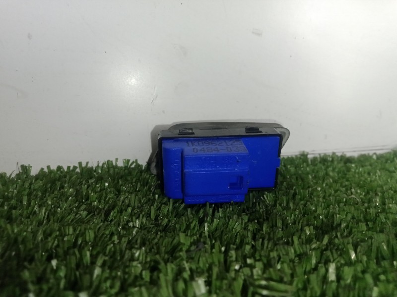 Recambio de interruptor para volkswagen golf v berlina (1k1) 1.4 16v referencia OEM IAM 1K0962125  