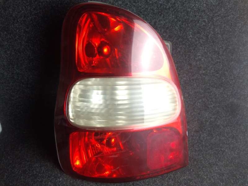 Recambio de piloto trasero izquierdo para kia carnival 2.9 turbodiesel cat referencia OEM IAM  99-01 