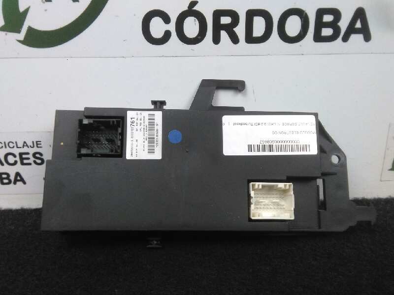 Recambio de modulo electronico para renault espace iv (jk0) 2.2 dci turbodiesel referencia OEM IAM 8200427761-28032556A  