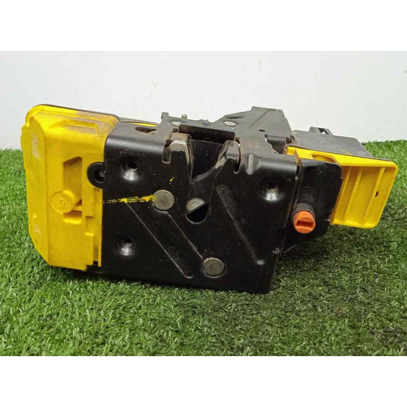 Recambio de cerradura puerta trasera izquierda para volvo xc90 2.4 diesel cat referencia OEM IAM 30699754 6.PINES 