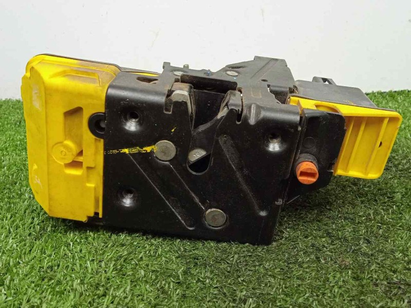 Recambio de cerradura puerta trasera izquierda para volvo xc90 2.4 diesel cat referencia OEM IAM 30699754 6.PINES 