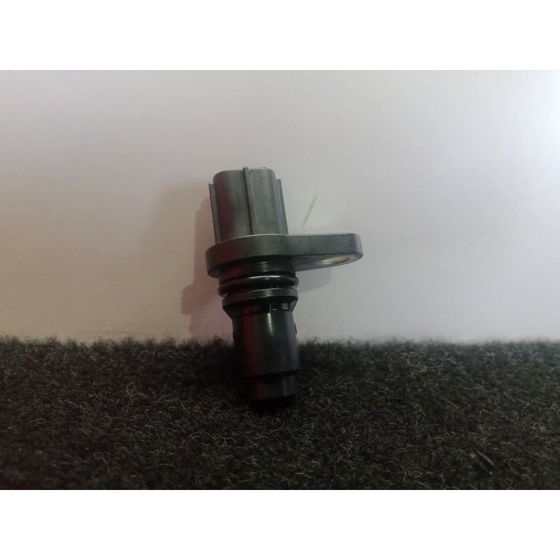 Recambio de sensor para toyota yaris 1.3 16v cat referencia OEM IAM 047007S10  