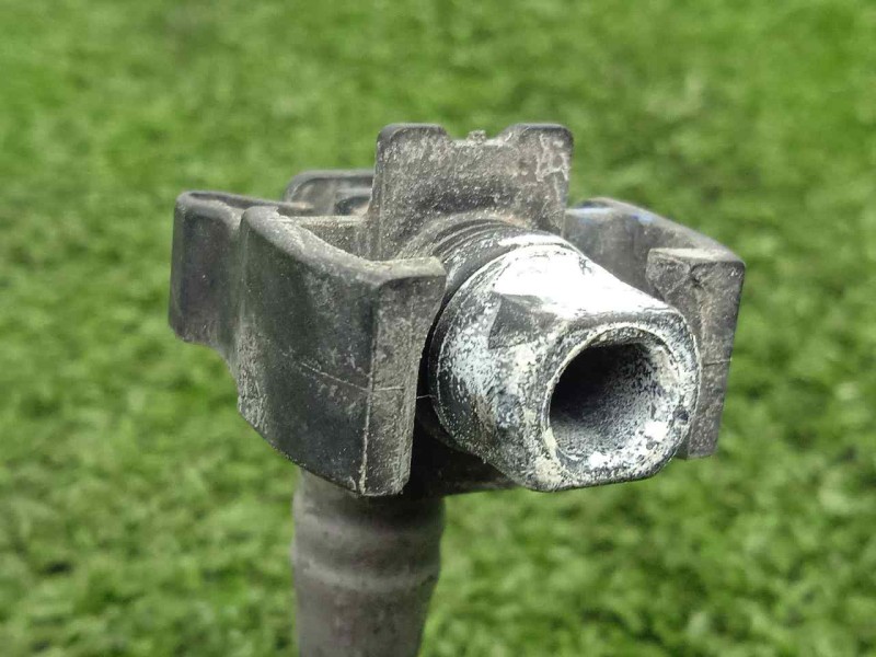 Recambio de tubo para citroën c-elysée 1.2 12v vti referencia OEM IAM 9810174880  