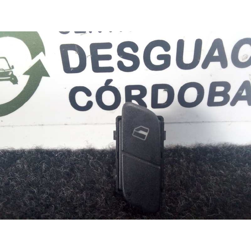 Recambio de mando elevalunas delantero derecho para volkswagen polo (9n1) 1.4 16v referencia OEM IAM 6Q0959856  