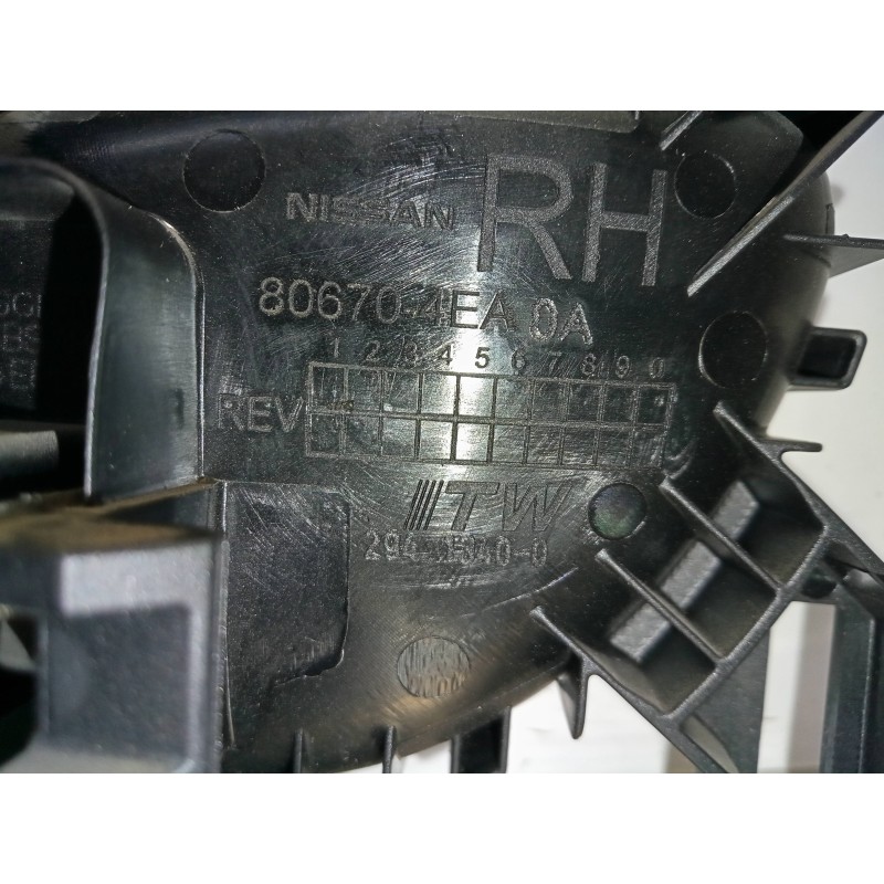 Recambio de maneta interior trasera derecha para nissan qashqai (j11) 1.5 turbodiesel cat referencia OEM IAM 806704EA0A  