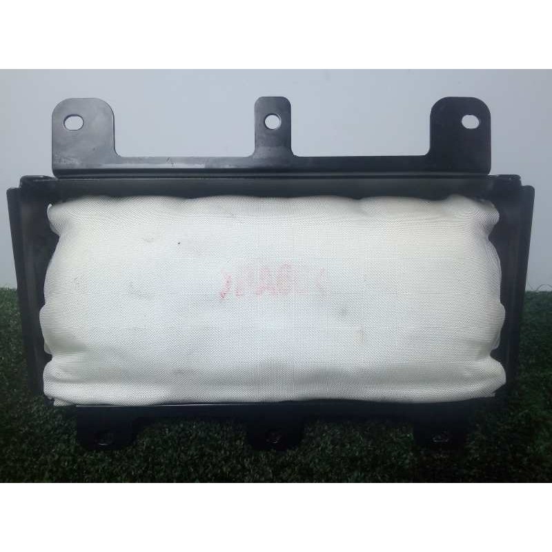 Recambio de airbag delantero derecho para kia carnival 2.9 crdi cat referencia OEM IAM 845304D000  