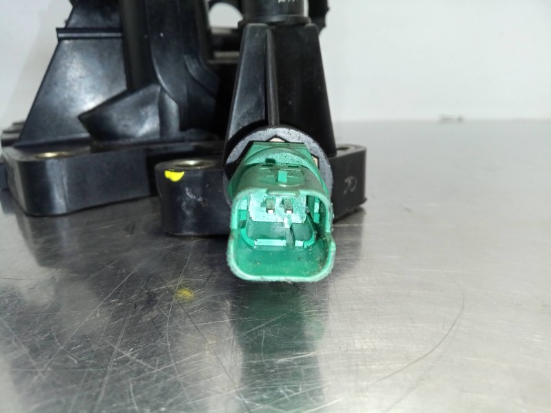 Recambio de colector admision para fiat punto berlina (188) 1.2 cat referencia OEM IAM 46526284  MAGNETI MARELLI