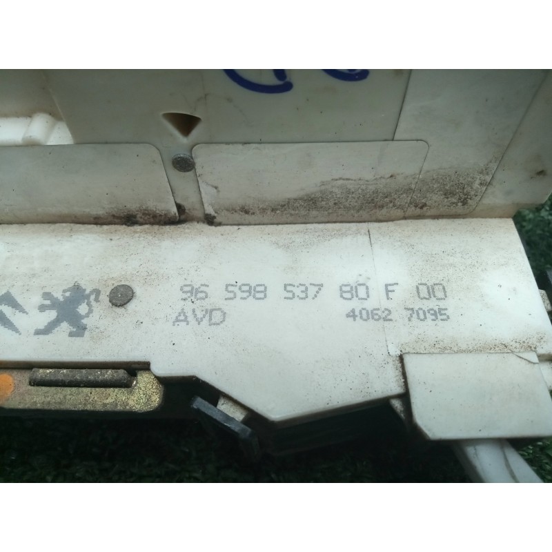 Recambio de cerradura puerta delantera derecha para peugeot 407 1.6 hdi referencia OEM IAM 9659853780F 6.PINES 