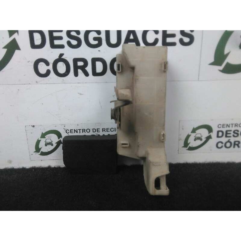 Recambio de cerradura puerta trasera derecha para ford fiesta berl./courier 1.8 diesel referencia OEM IAM   