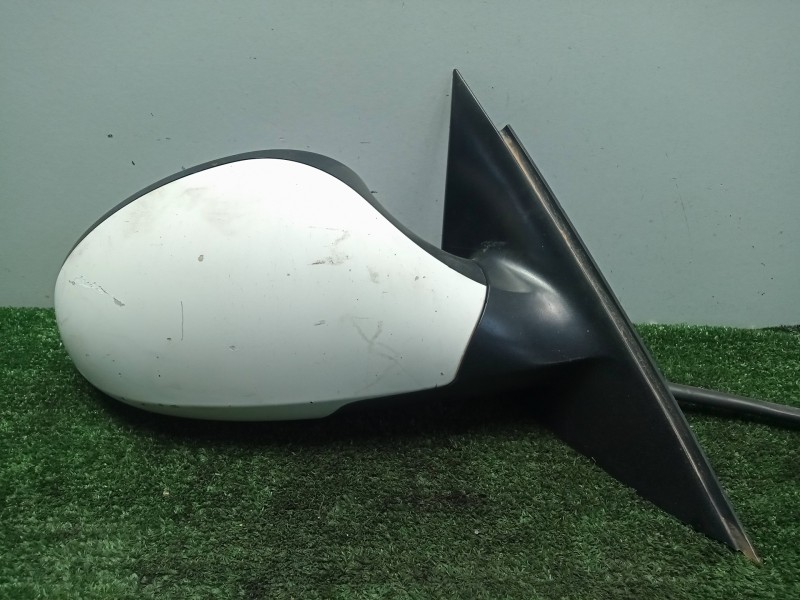 Recambio de retrovisor derecho para seat ibiza (6l1) 1.9 sdi referencia OEM IAM SINREFERENCIA MANUAL BLANCO