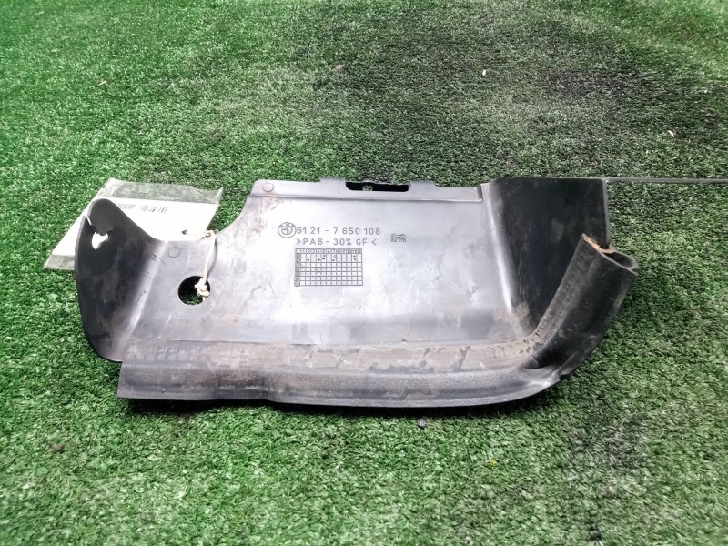 Recambio de moldura para bmw f 650 referencia OEM IAM 61217650108 R13 - 00-06 