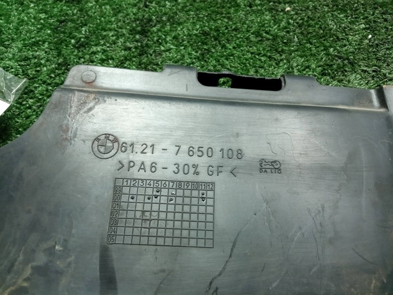 Recambio de moldura para bmw f 650 referencia OEM IAM 61217650108 R13 - 00-06 