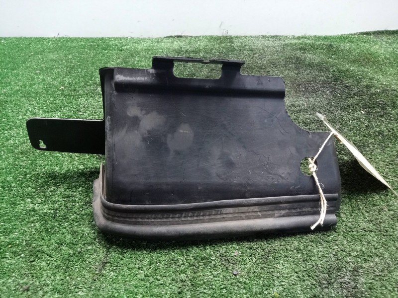 Recambio de moldura para bmw f 650 referencia OEM IAM 61217650108 R13 - 00-06 