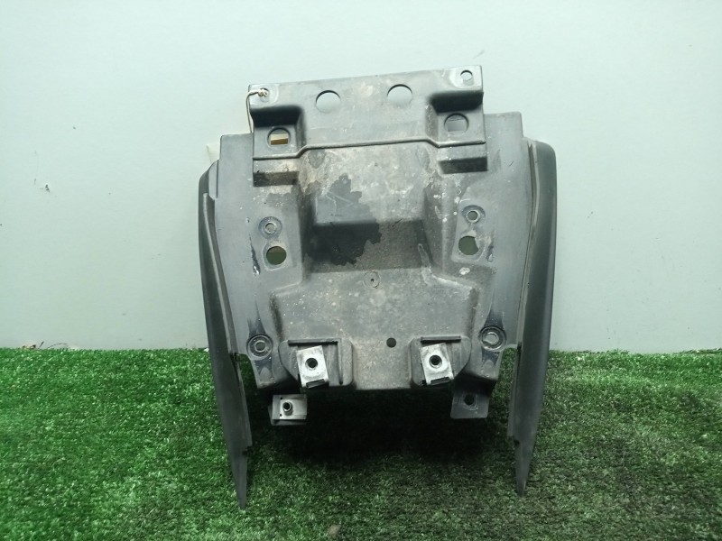 Recambio de moldura para bmw f 650 referencia OEM IAM 46622346389 R13 - 00-06 