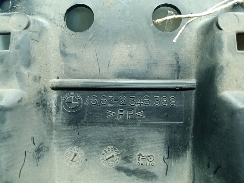 Recambio de moldura para bmw f 650 referencia OEM IAM 46622346389 R13 - 00-06 