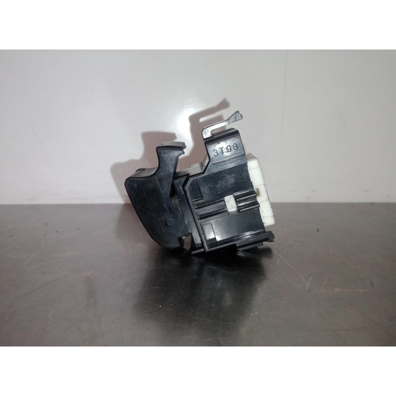 Recambio de mando elevalunas trasero derecho para toyota land cruiser (j10) 4.2 24v turbodiesel cat referencia OEM IAM NOTIENERE