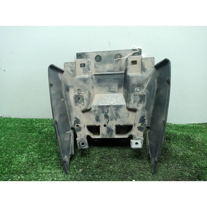 Recambio de moldura para bmw f 650 referencia OEM IAM 46622346389 R13 - 00-06 