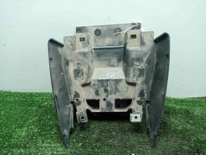 Recambio de moldura para bmw f 650 referencia OEM IAM 46622346389 R13 - 00-06 