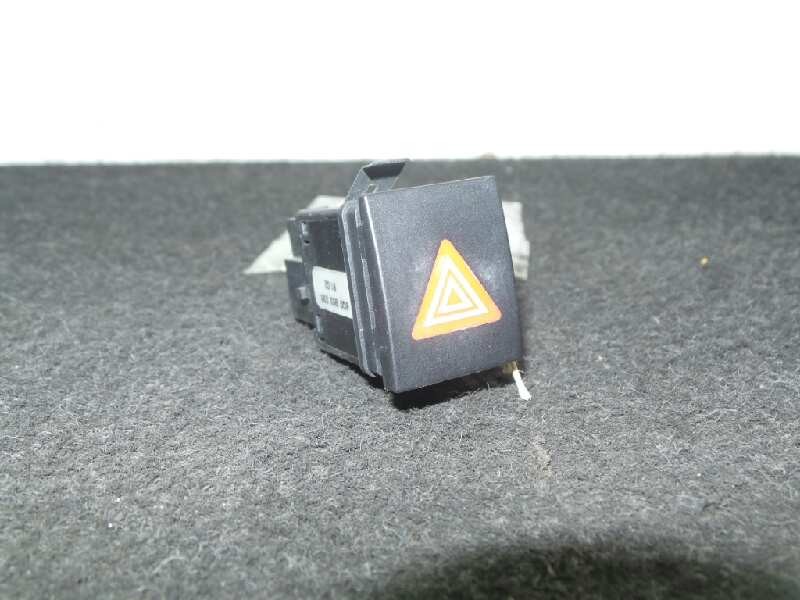 Recambio de warning para volkswagen polo (9n1) 1.4 tdi referencia OEM IAM 6Q0953235 4 PINES TRW