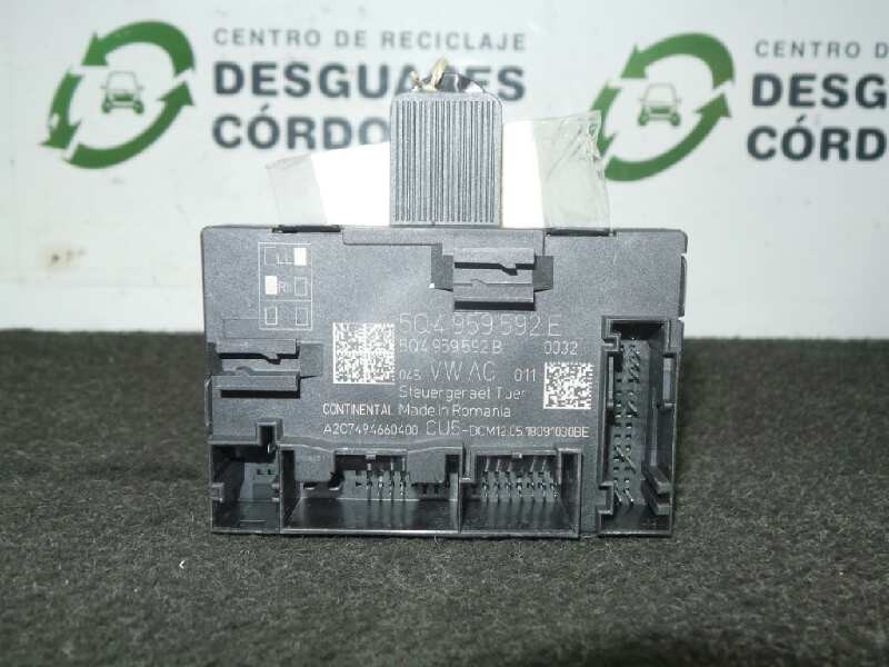 Recambio de centralita check control para seat leon sc (5f5) 1.4 16v tsi referencia OEM IAM 5Q4959592E-5Q4959592B-A2C7494660400 
