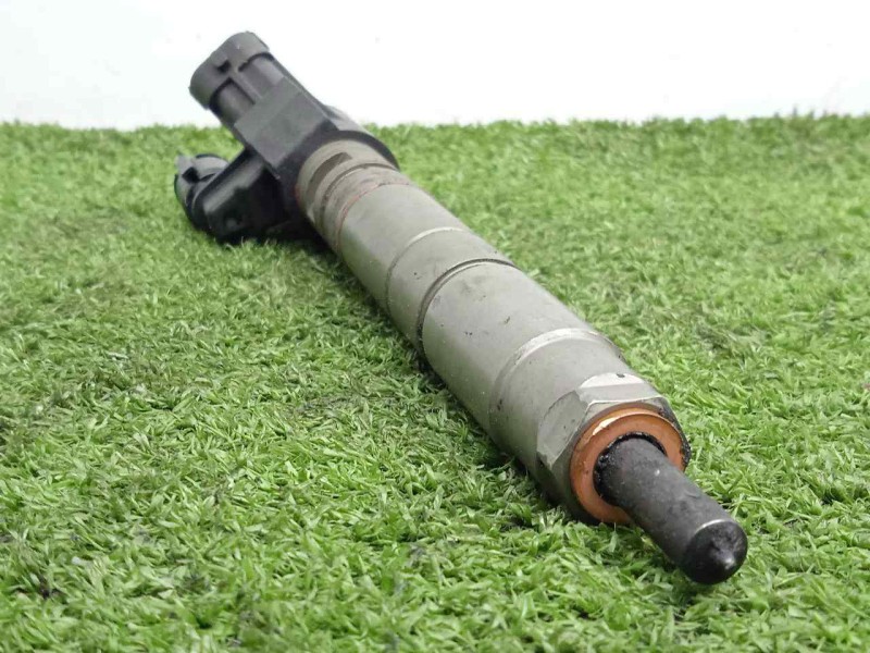 Recambio de inyector para volvo xc60 2.0 diesel cat referencia OEM IAM 31303280-11090304670-0445116046  