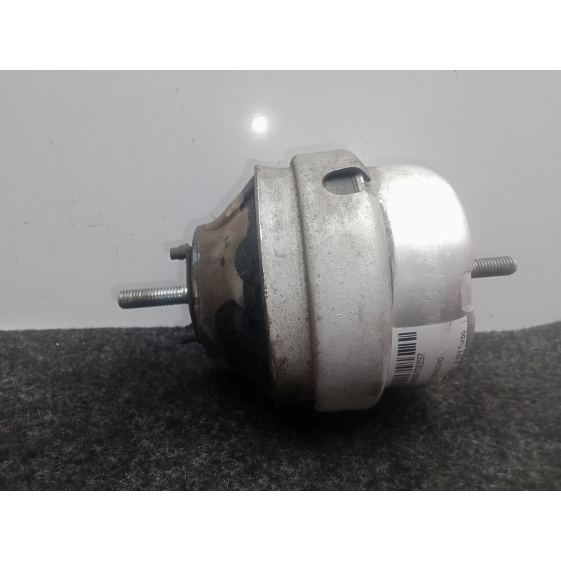 Recambio de soporte motor derecho para audi a4 berlina (8e) 1.8 20v turbo referencia OEM IAM   