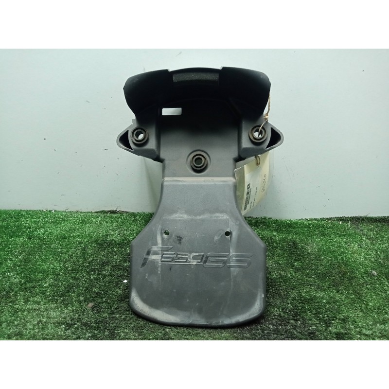 Recambio de moldura para bmw f 650 referencia OEM IAM 46622346390 R13 - 00-06 PORTAMATRICULAS