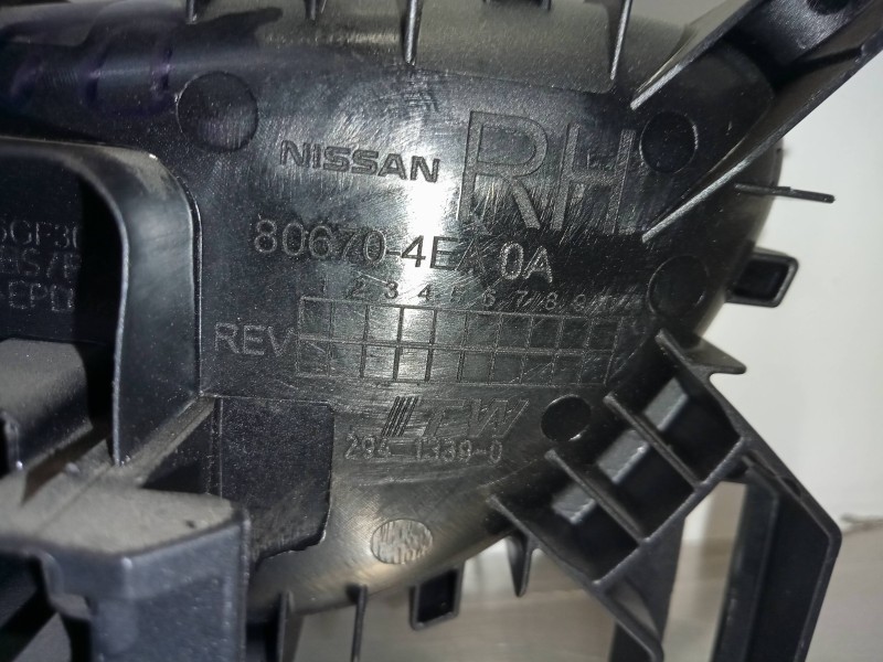 Recambio de maneta interior delantera derecha para nissan qashqai (j11) 1.5 turbodiesel cat referencia OEM IAM 806704EA0A  