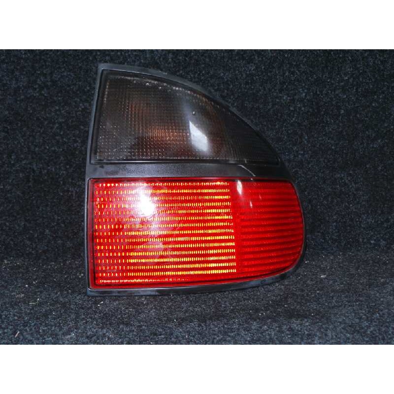 Recambio de piloto trasero derecho para renault laguna (b56) 1.8 referencia OEM IAM  1.SERIE EXTERIOR