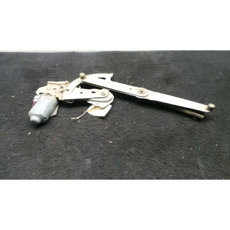 Recambio de elevalunas delantero derecho para peugeot 205 berlina referencia OEM IAM  ELECTRICO - 2.PINES 3.PUERTAS