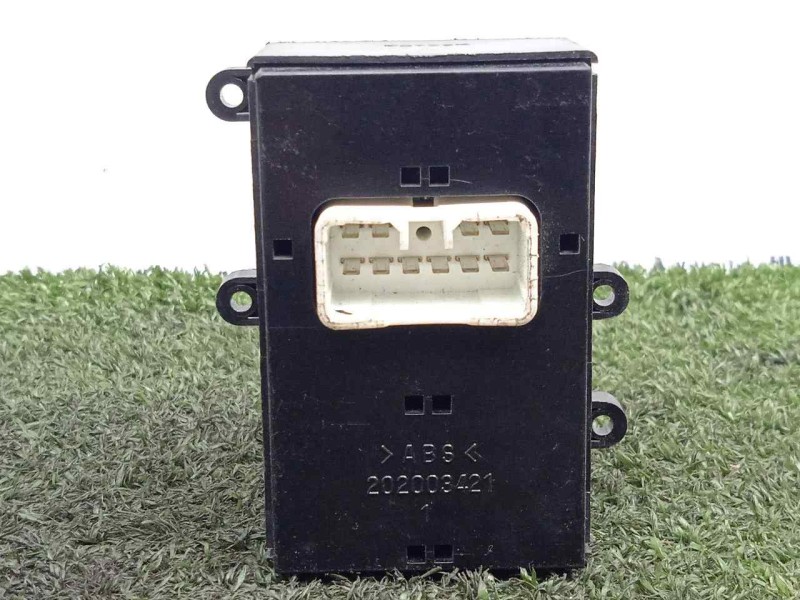 Recambio de mando elevalunas trasero izquierdo para hyundai grandeur / azera 2.2 crdi referencia OEM IAM 202003416-926503L000  