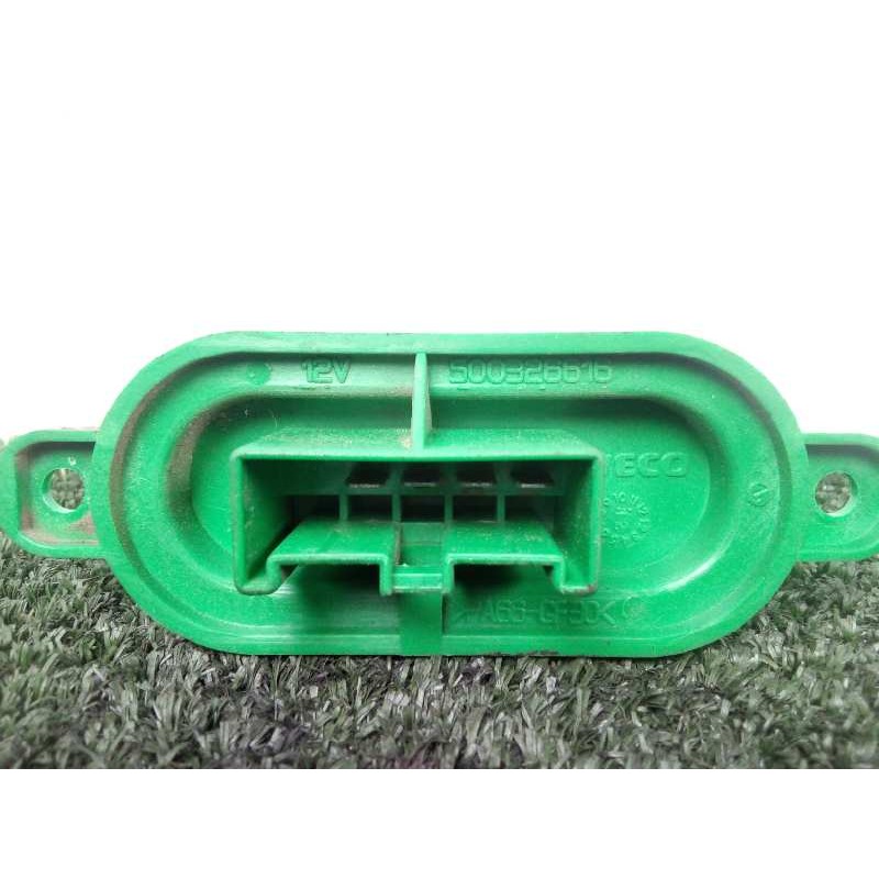 Recambio de resistencia calefaccion para iveco daily pr 2.3 diesel cat referencia OEM IAM 500326616 4.PINES 