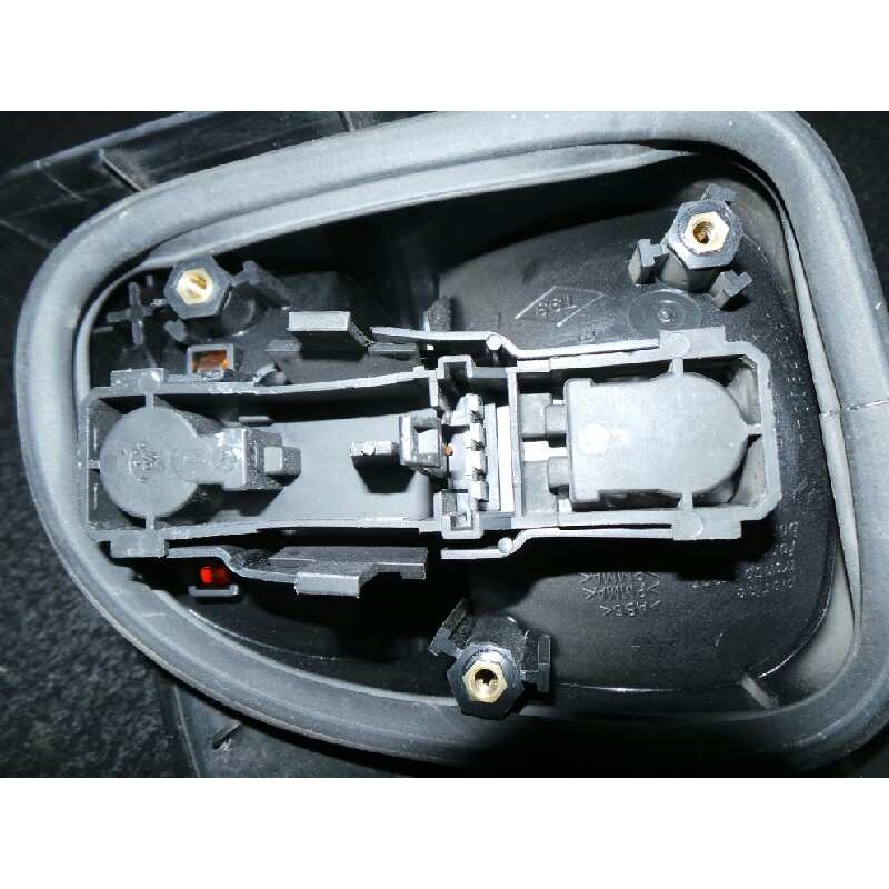 Recambio de piloto trasero derecho para renault laguna (b56) 1.8 referencia OEM IAM  1.SERIE EXTERIOR