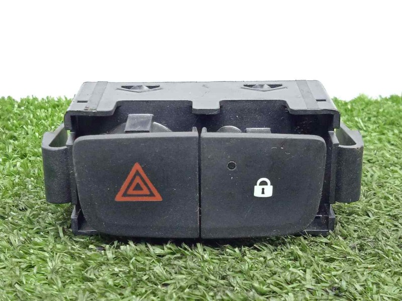 Recambio de warning para fiat talento kasten (296) 2.0 mjet referencia OEM IAM 252100622RA 6.PINES 