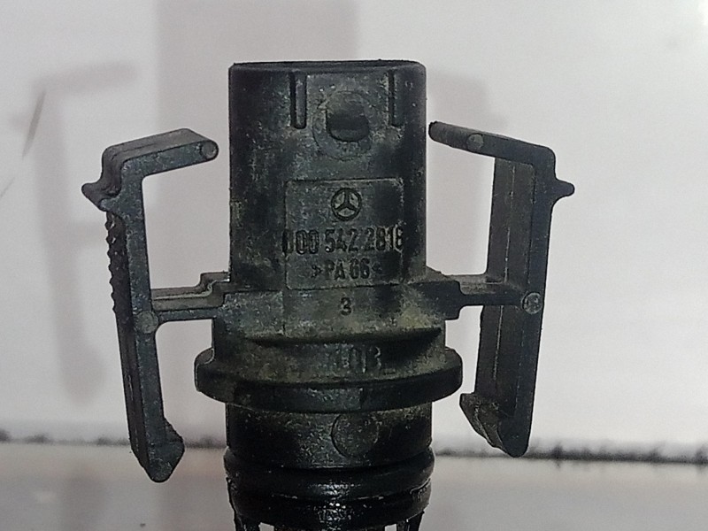 Recambio de sensor para mercedes-benz clase c (w203) berlina 2.2 cdi cat referencia OEM IAM 0005422818  