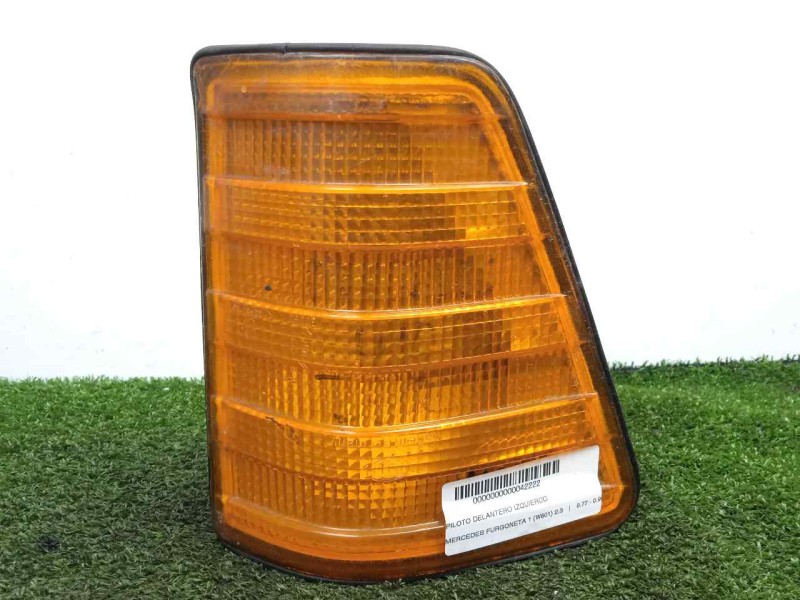 Recambio de piloto delantero izquierdo para mercedes-benz furgoneta 1 (w601) 2.3 referencia OEM IAM  77-95 AMBAR