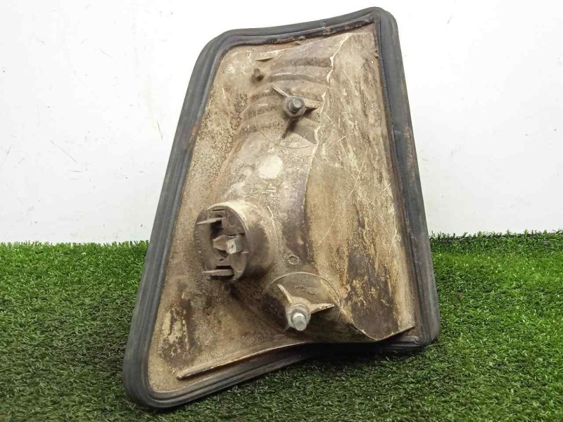 Recambio de piloto delantero izquierdo para mercedes-benz furgoneta 1 (w601) 2.3 referencia OEM IAM  77-95 AMBAR