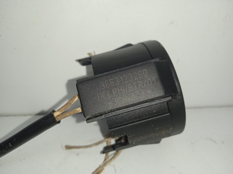 Recambio de antena para citroën c-elysée 1.6 blue-hdi fap referencia OEM IAM 9663123280  