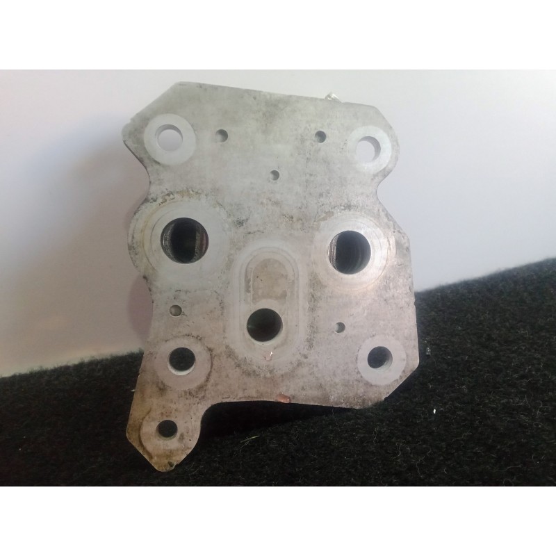 Recambio de enfriador aceite motor para toyota auris 1.4 turbodiesel cat referencia OEM IAM NOTIENEREFERENCIA  