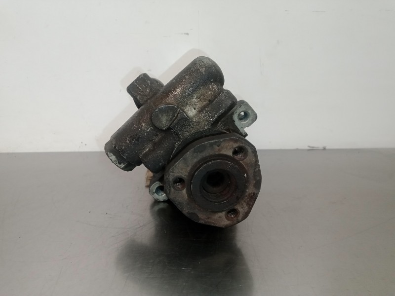 Recambio de bomba servodireccion para seat inca 1.9 d referencia OEM IAM 1H0422155E  