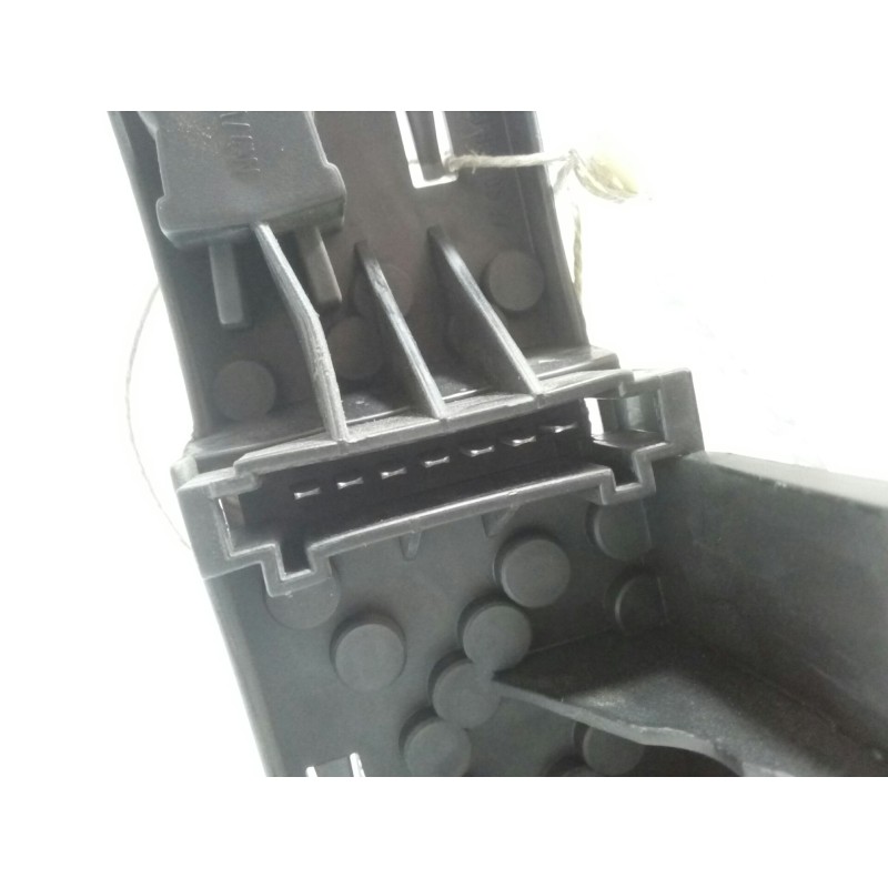 Recambio de portalamparas para mercedes-benz clase clk (w209) coupe 2.7 cdi 20v cat referencia OEM IAM   