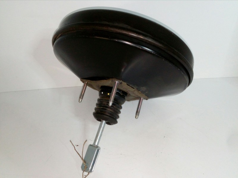 Recambio de servofreno para iveco daily pr 2.3 diesel cat referencia OEM IAM 0204051883-504269884 BOSCH 