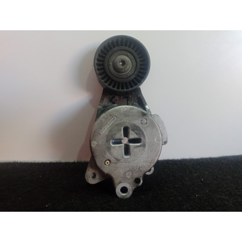 Recambio de tensor correa auxiliar para toyota auris 1.4 turbodiesel cat referencia OEM IAM NOTIENEREFERENCIA  