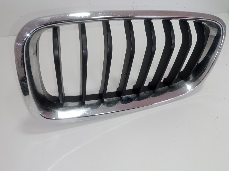 Recambio de rejilla delantera para bmw serie 3 lim. (f30) 2.0 16v diesel referencia OEM IAM   