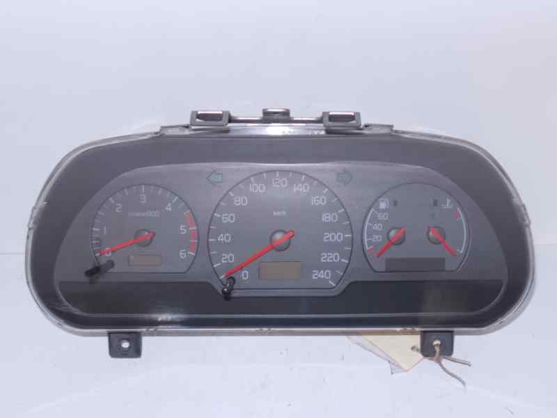 Recambio de cuadro instrumentos para volvo s40 berlina 1.9 turbodiesel referencia OEM IAM 30864182007-V40E-30864002004  
